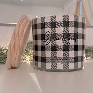 “Grateful”  3 wick 26 oz candle